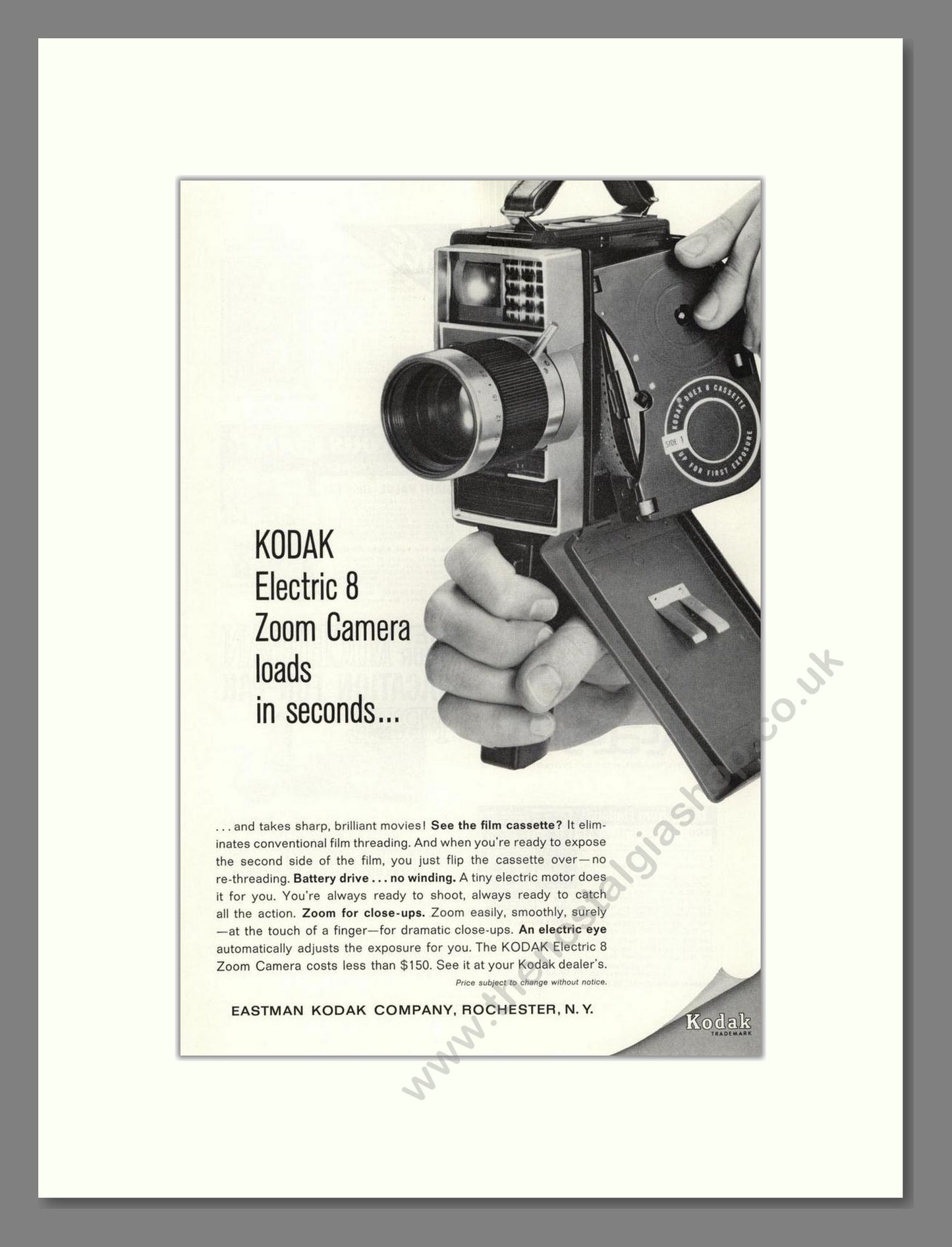 Kodak - Electric 8 Zoom Camera. Vintage Advert 1964 (ref AD68364)
