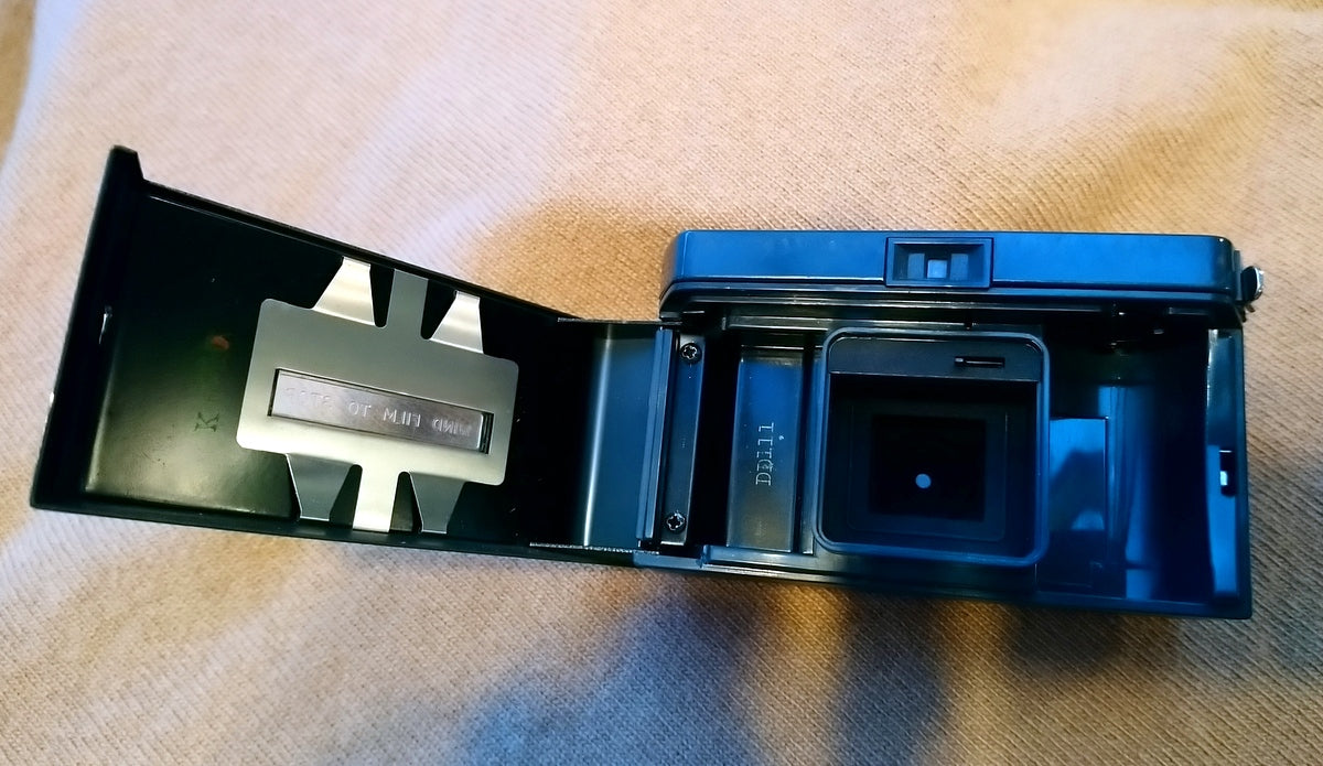 Kodak Instamatic 50 Camera. 1960's (ref Nos089K)