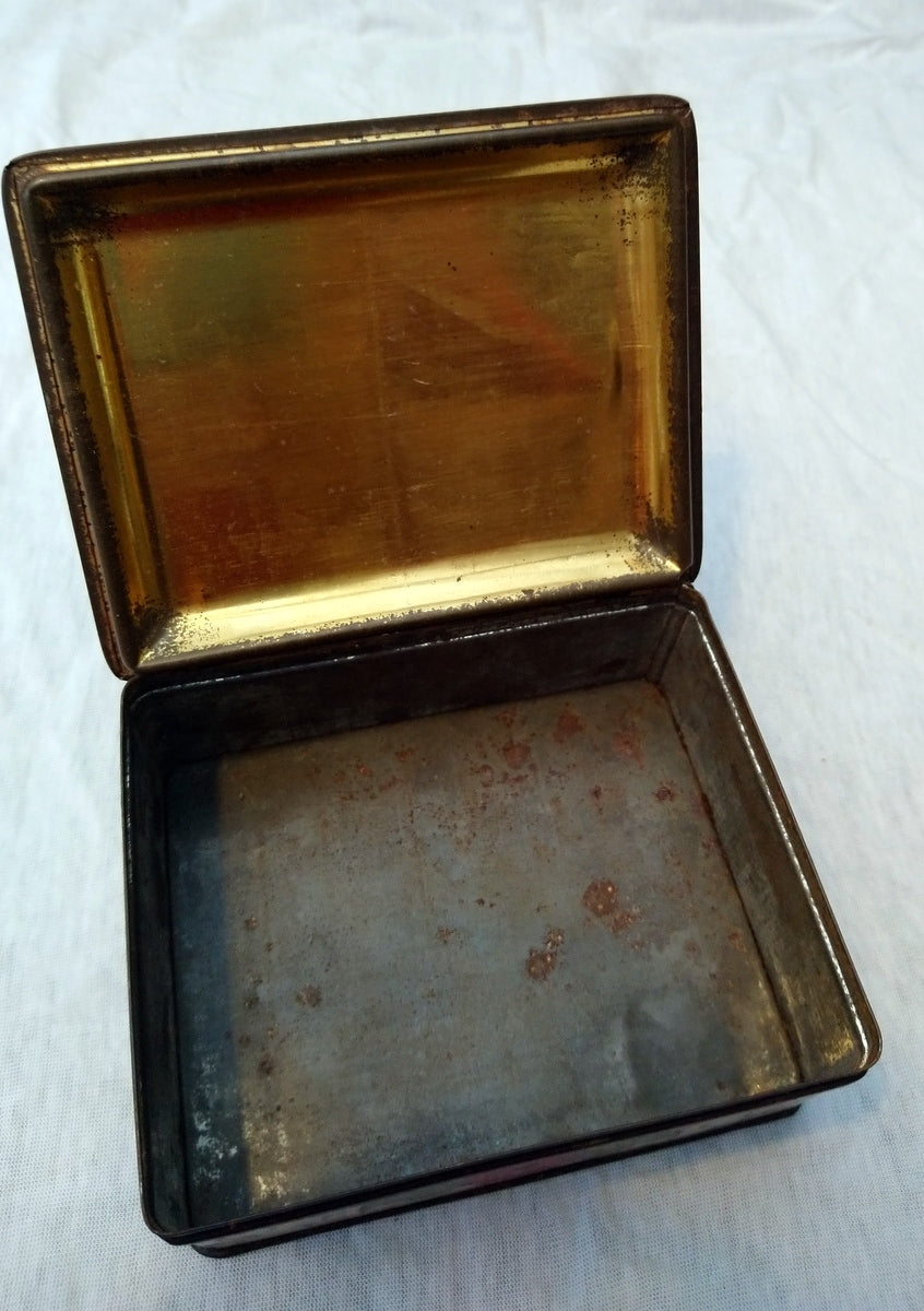 Lancaster Town Hall Opening 1909 Vintage Tin. (ref nos049)