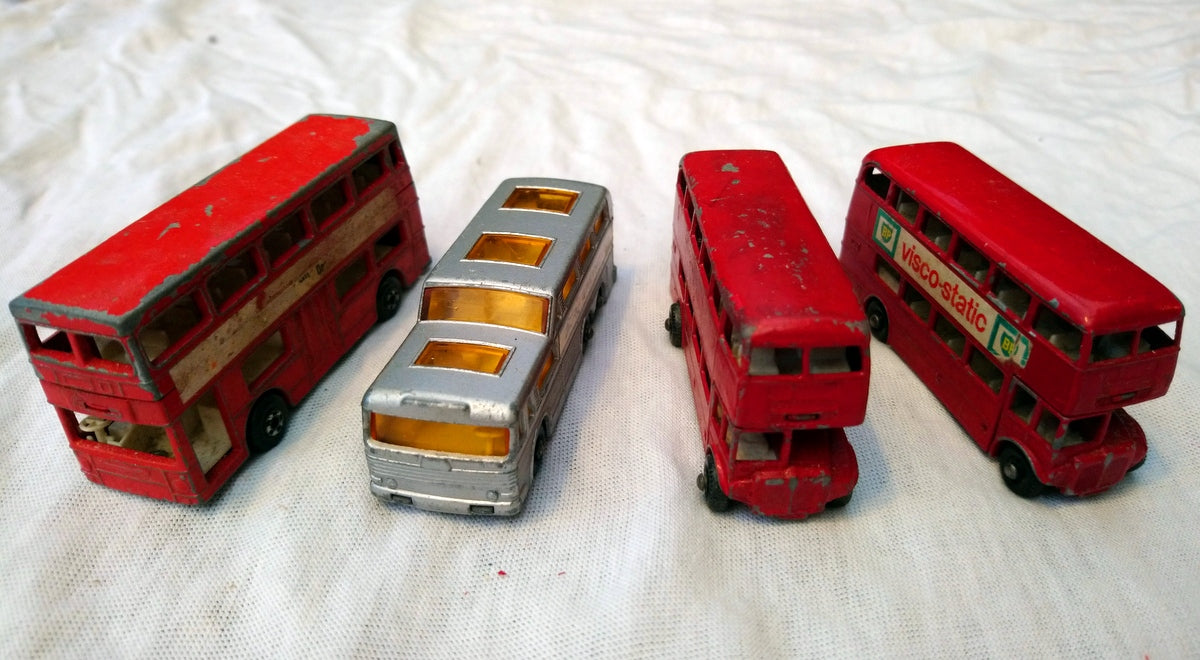Lot of 4 Bus Models Matchbox size. (ref Nos139)