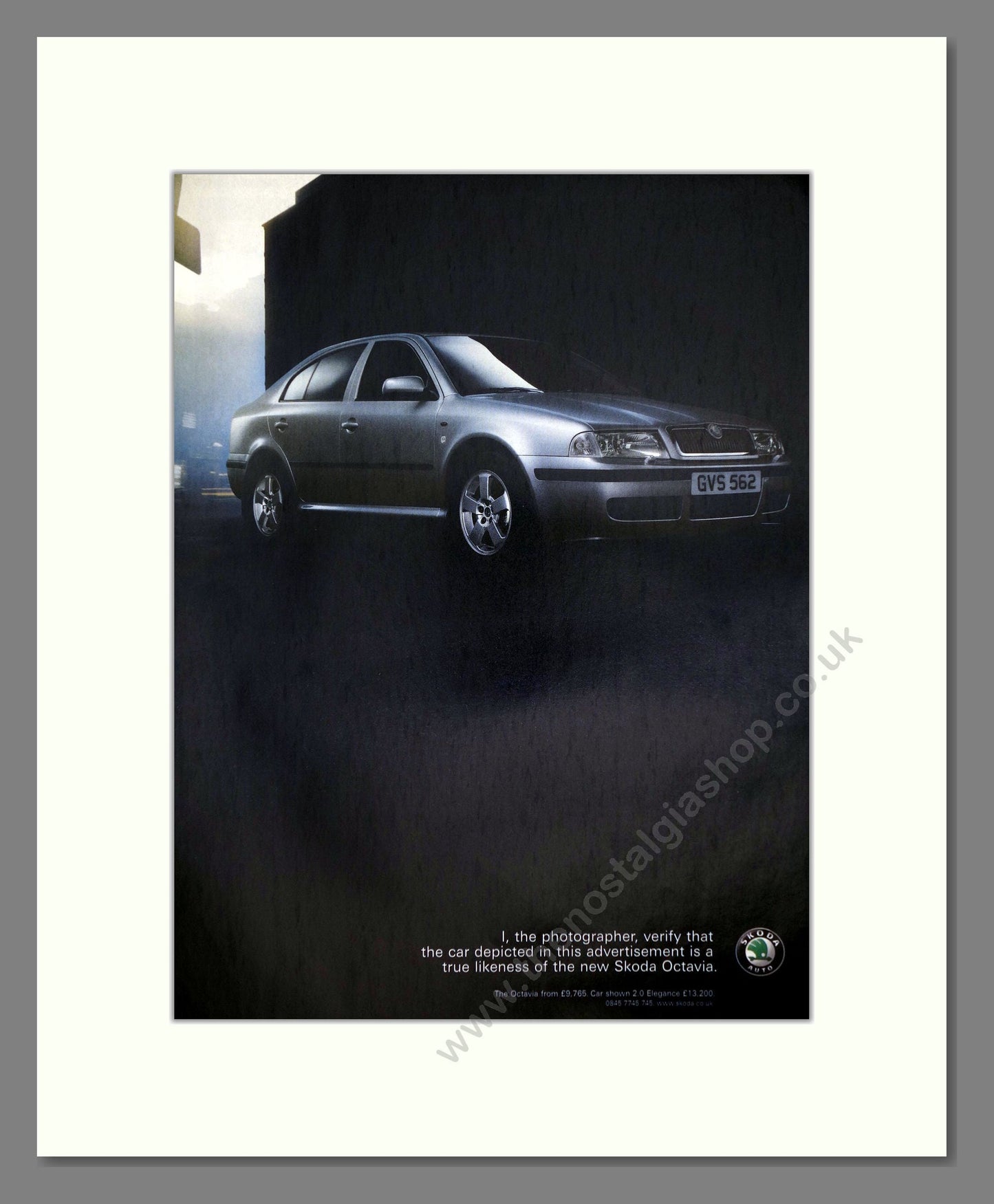 Skoda - Octavia. Vintage Advert 2001 (ref AD64052)