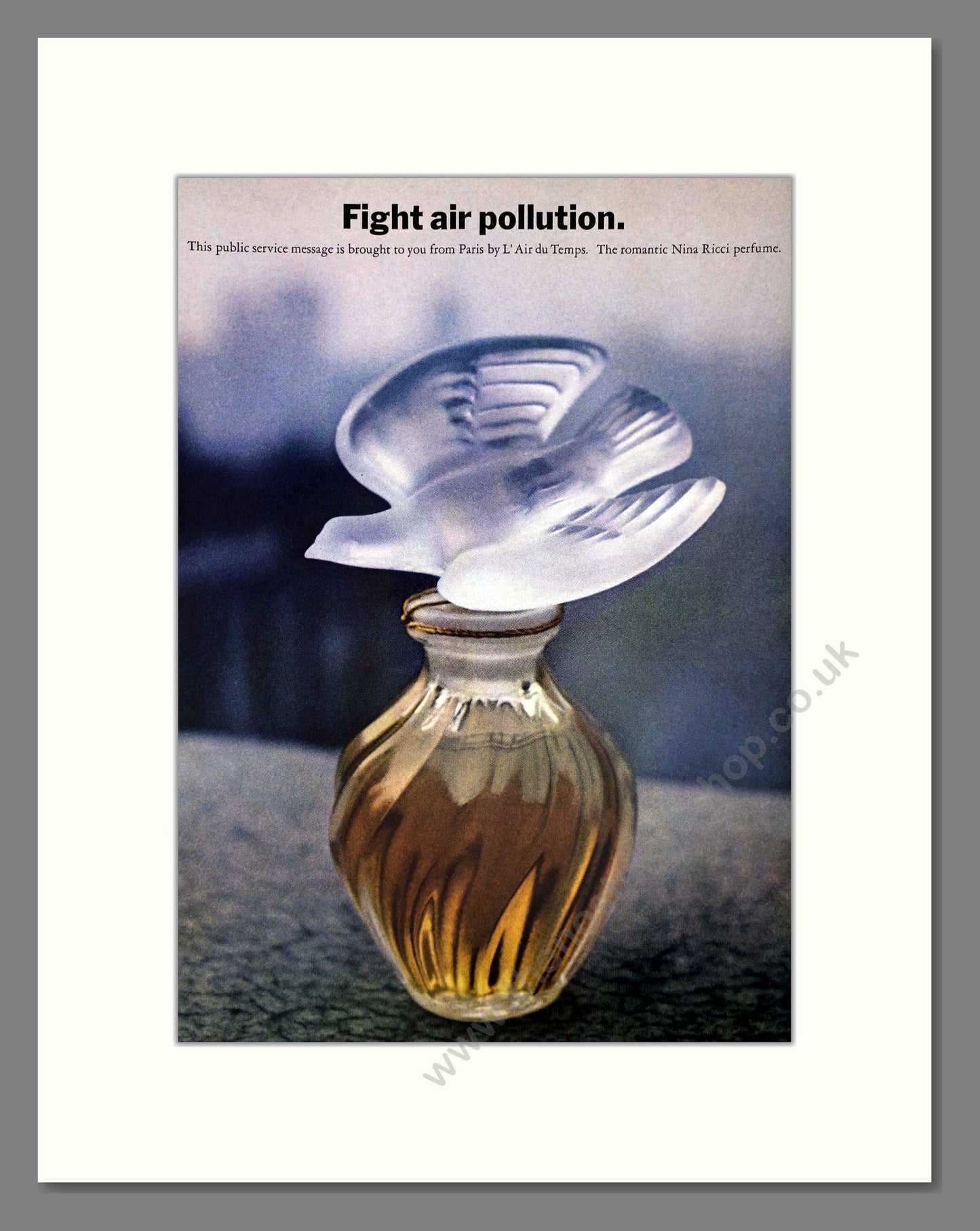 Nina Ricci - L'Air Du Temps. Vintage Advert 1970 (ref AD65487)