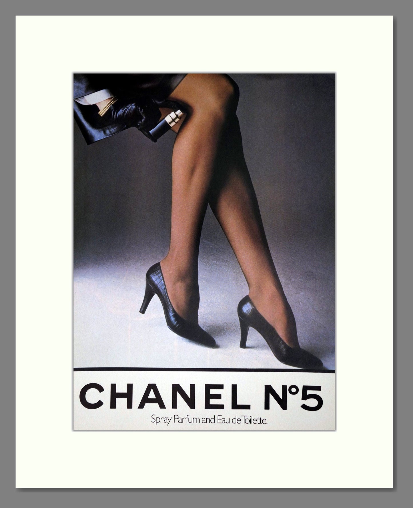 Chanel - No 5. Vintage Advert 1983 (ref AD65552)