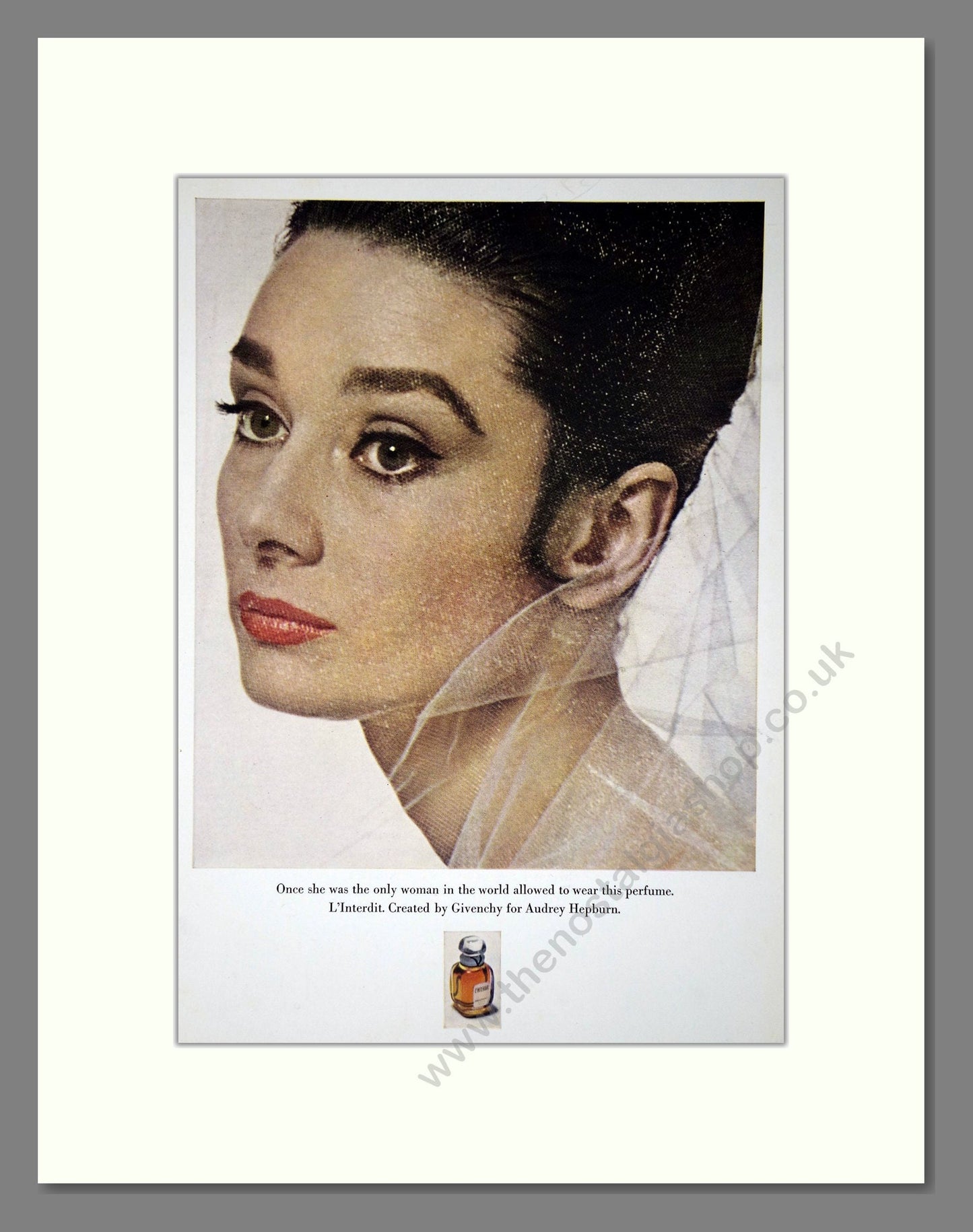 Givenchy - L'Interdit Audrey Hepburn. Vintage Advert 1970 (ref AD65561)