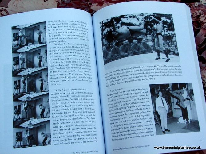 Bruce Lee, The Art of Expressing The Human Body. Book. (ref B130)