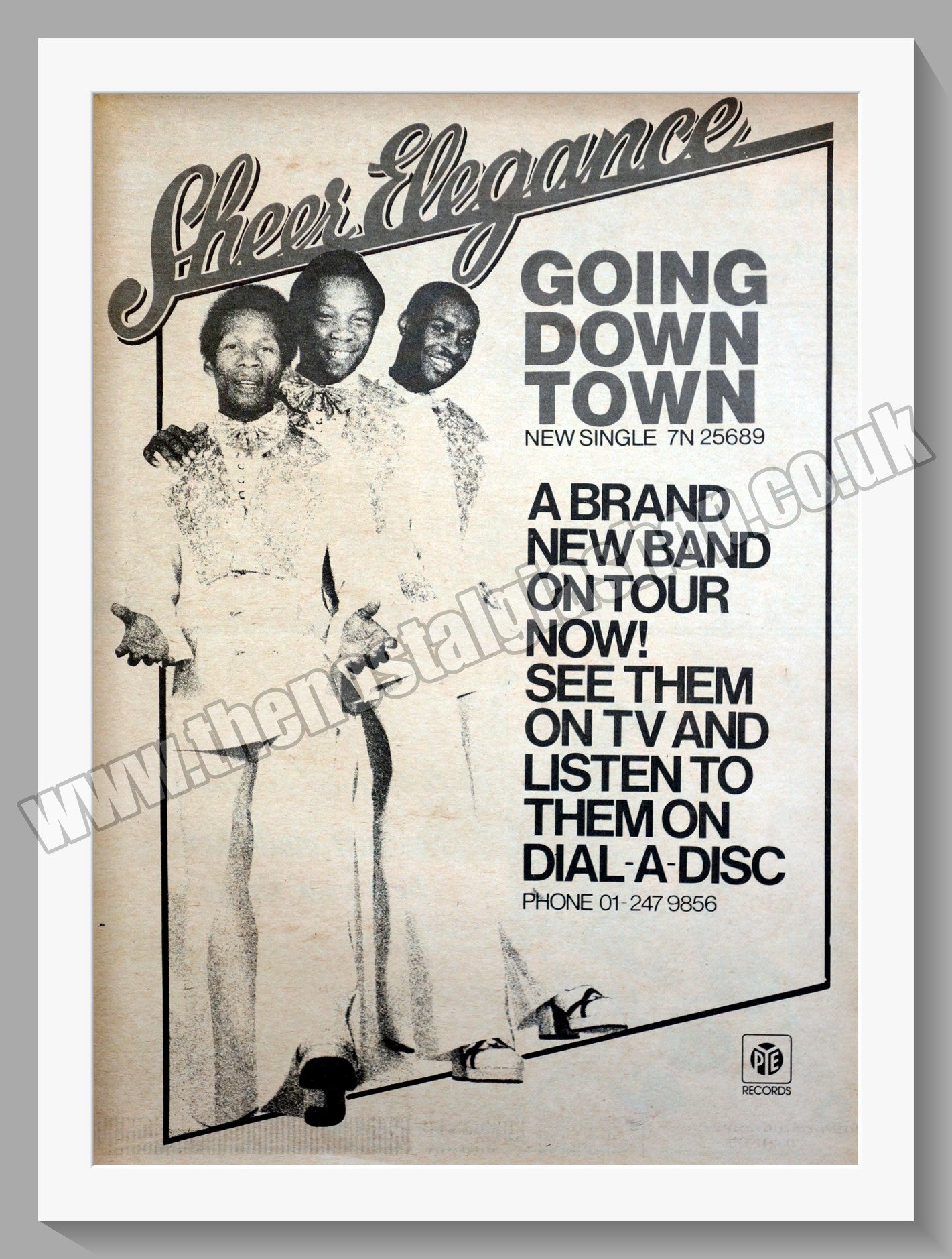 Sheer Elegance Going Down Town. Original Advert 1975 (ref AD15002)