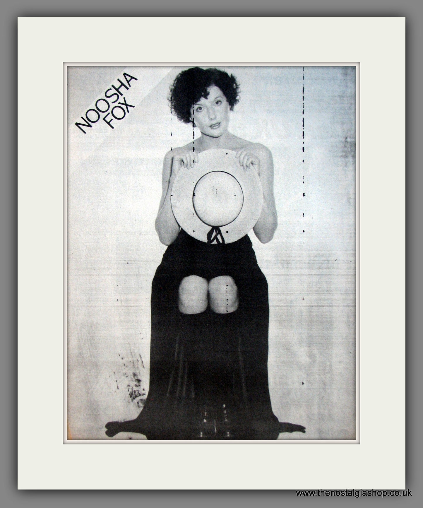 Noosha Fox. Original Advert 1977 (ref AD12057)