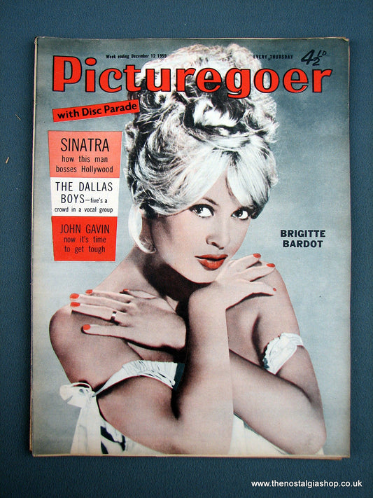 Brigitte Bardot. Picturegoer Magazine. Dec 1959. (M214)