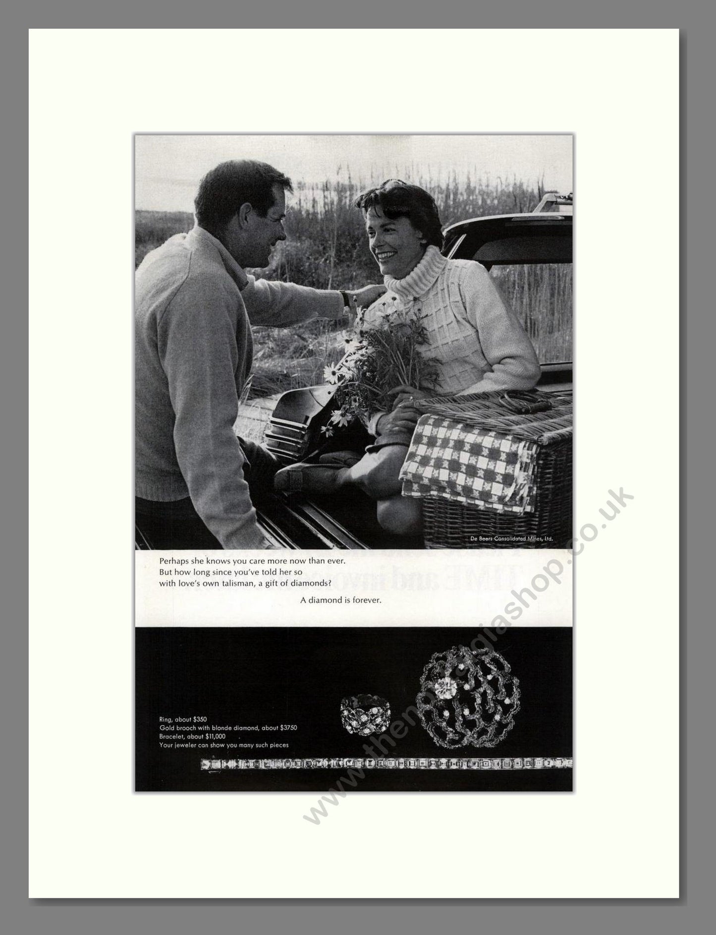 DeBeers - Diamonds. Vintage Advert 1968 (ref AD68003)