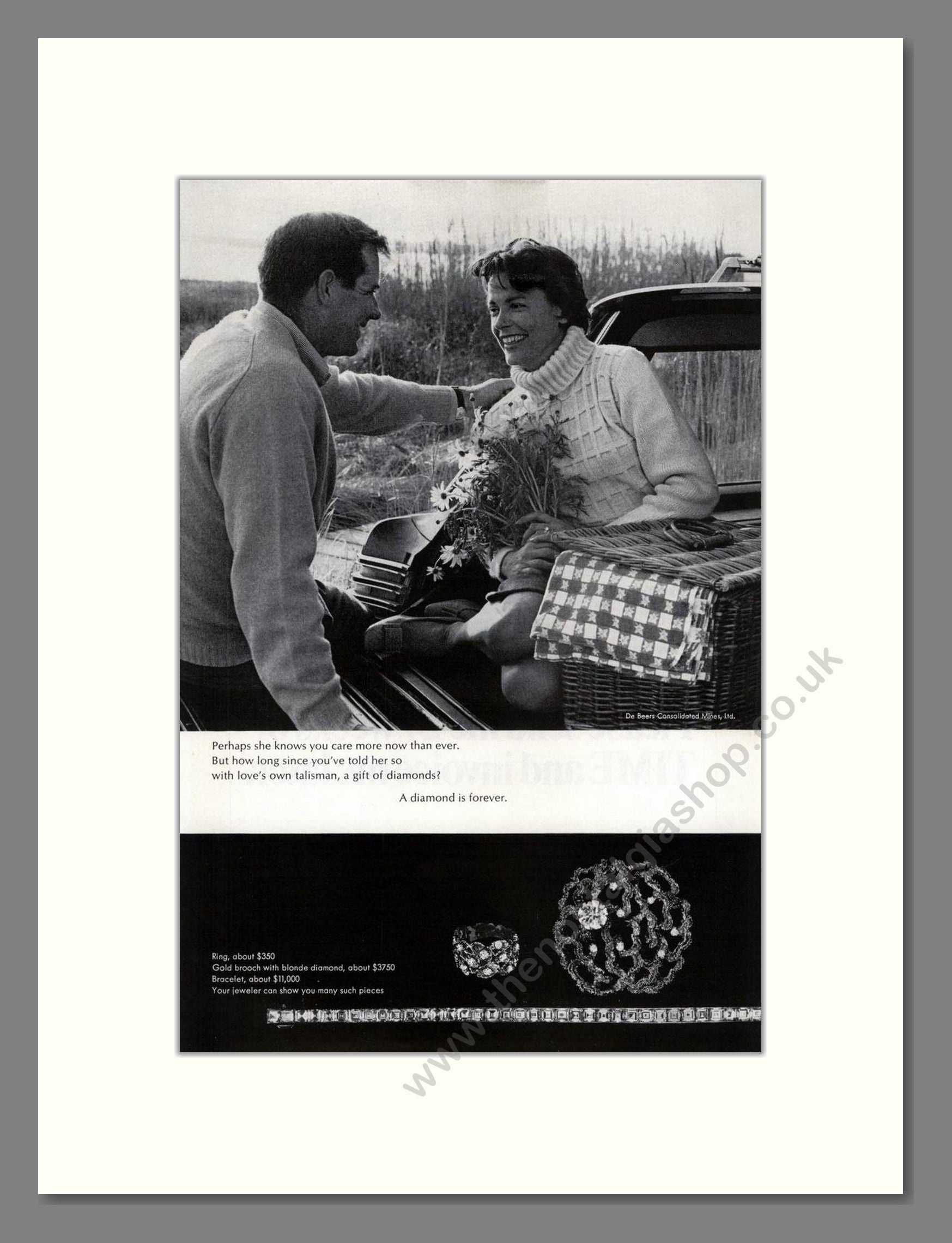DeBeers - Diamonds. Vintage Advert 1968 (ref AD68003)