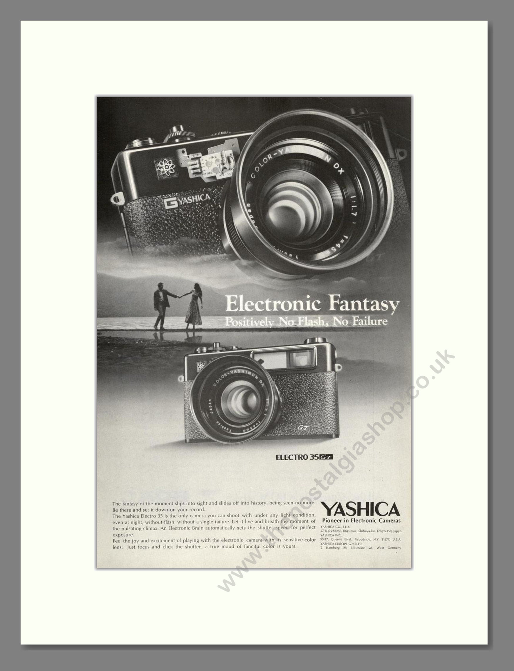 Yashica - Electro 35 GT. Vintage Advert 1971 (ref AD68255)
