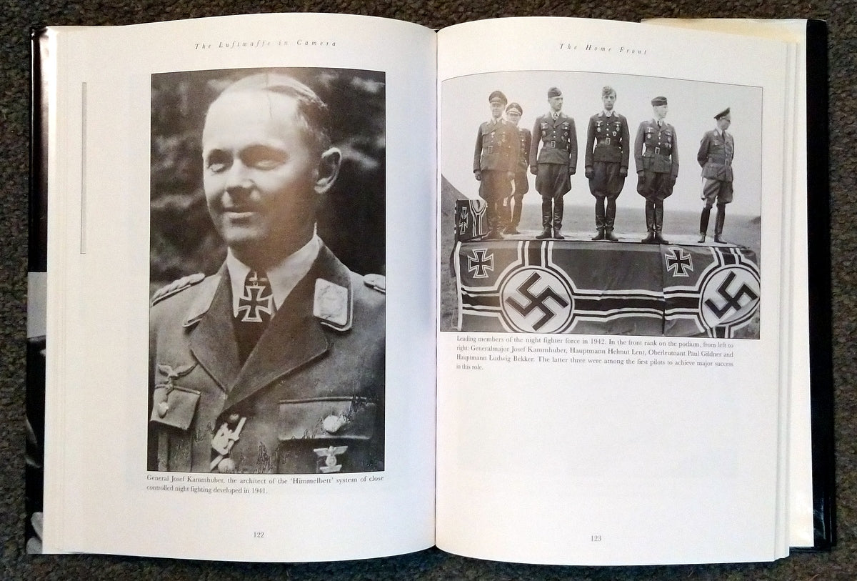 Luftwaffe In Camera 1939 - 1942.  (ref b11)