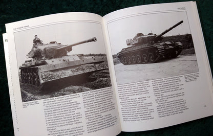 The Vickers Tanks, From Landships to Challenger. (ref b260)