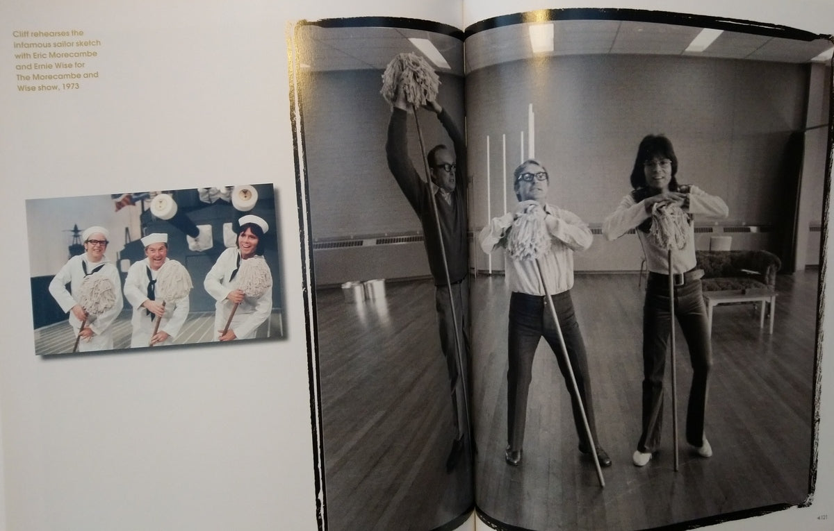Cliff History. The Authorised Photographic Memoir. (ref b149)
