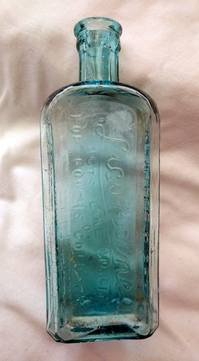 Vintage Collectable Bottles, Lot of 3.  (ref Nos166)