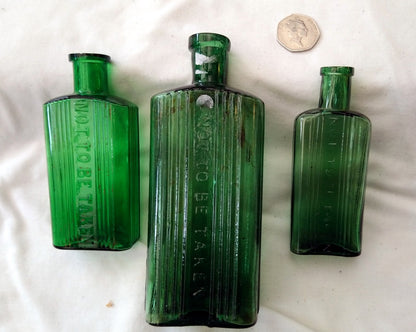 Vintage Collectable Bottles, Poison Bottles. Lot of 3.  (ref Nos168)