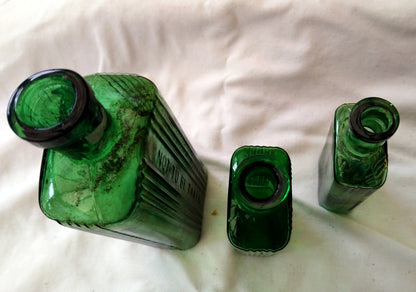 Vintage Collectable Bottles, Poison Bottles. Lot of 3.  (ref Nos168)
