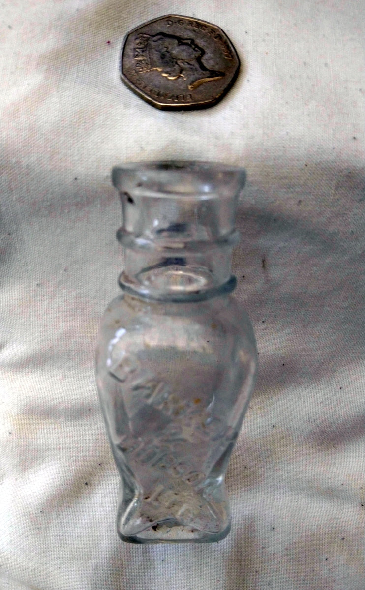 Vintage Collectable Bottle. Barker and Dobson Ltd.  (ref Nos177)