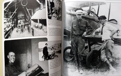 The Pathfinders. The Epic of Flight. (ref b192)