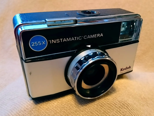 Kodak Instamatic 255X Camera 1970's (ref Nos089J)