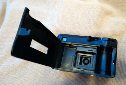 Kodak Instamatic 177X Camera. 1970's (ref Nos089Q)