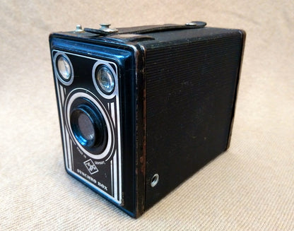 Agfa Synchro Box Camera. 1950's (ref Nos089W)