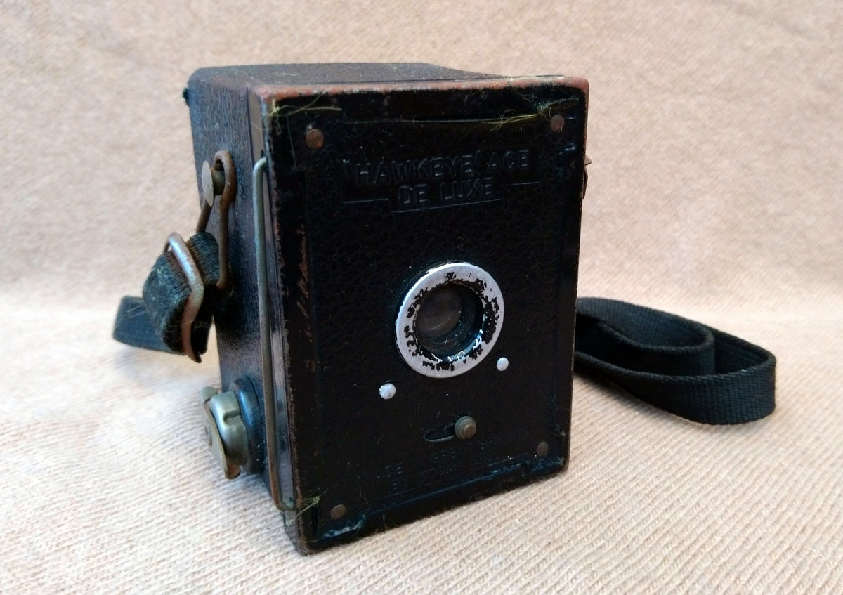 Kodak Hawkeye Ace De Luxe Camera 1930's. (ref nos088C)