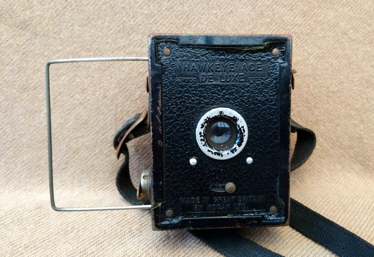 Kodak Hawkeye Ace De Luxe Camera 1930's. (ref nos088C)