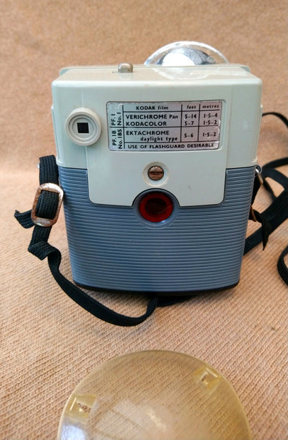 Kodak Starmite Camera 1960's. (ref nos088G)