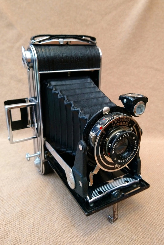 Kodak Junior 620 Folding Camera 1950's. (ref nos127C)