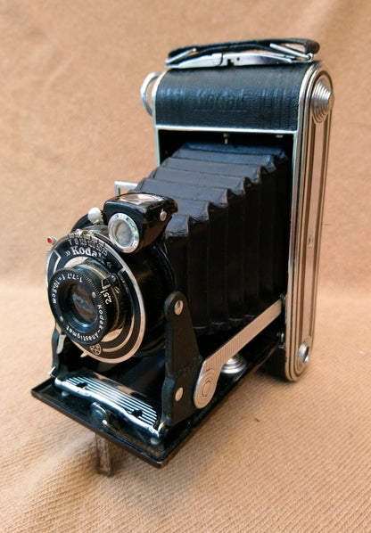 Kodak Junior 620 Folding Camera 1950's. (ref nos127C)