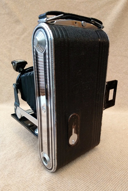 Kodak Junior 620 Folding Camera 1950's. (ref nos127C)