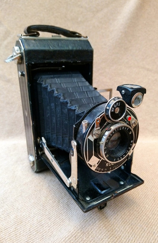Kodak Art Deco Folding Camera 1930's. (ref nos127D)