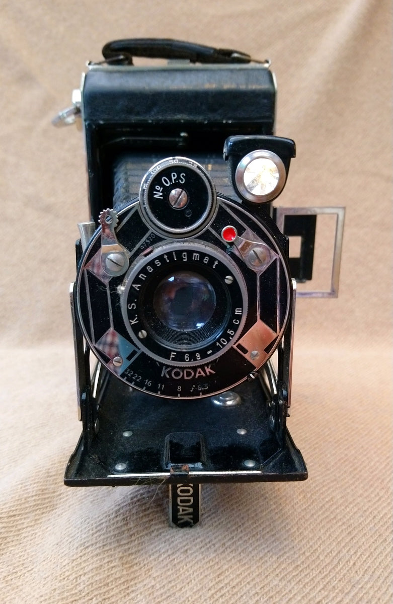 Kodak Art Deco Folding Camera 1930's. (ref nos127D)