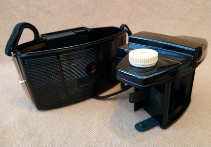 Kodak Brownie Cresta II Camera 1950's. (ref nos127E)