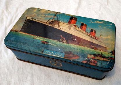 Queen Mary Tin. 1950's (ref nos068)