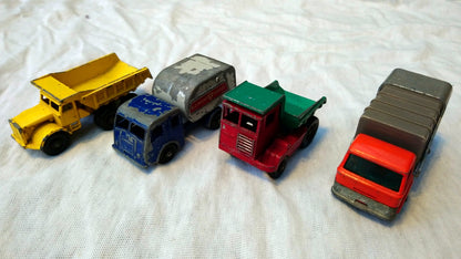 Lot of 4 Dumper Truck Models Matchbox size. (ref Nos138)