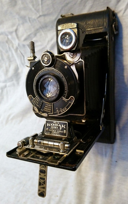 Kodak 1A Series III Folding Camera 1930's. (ref nos127F)