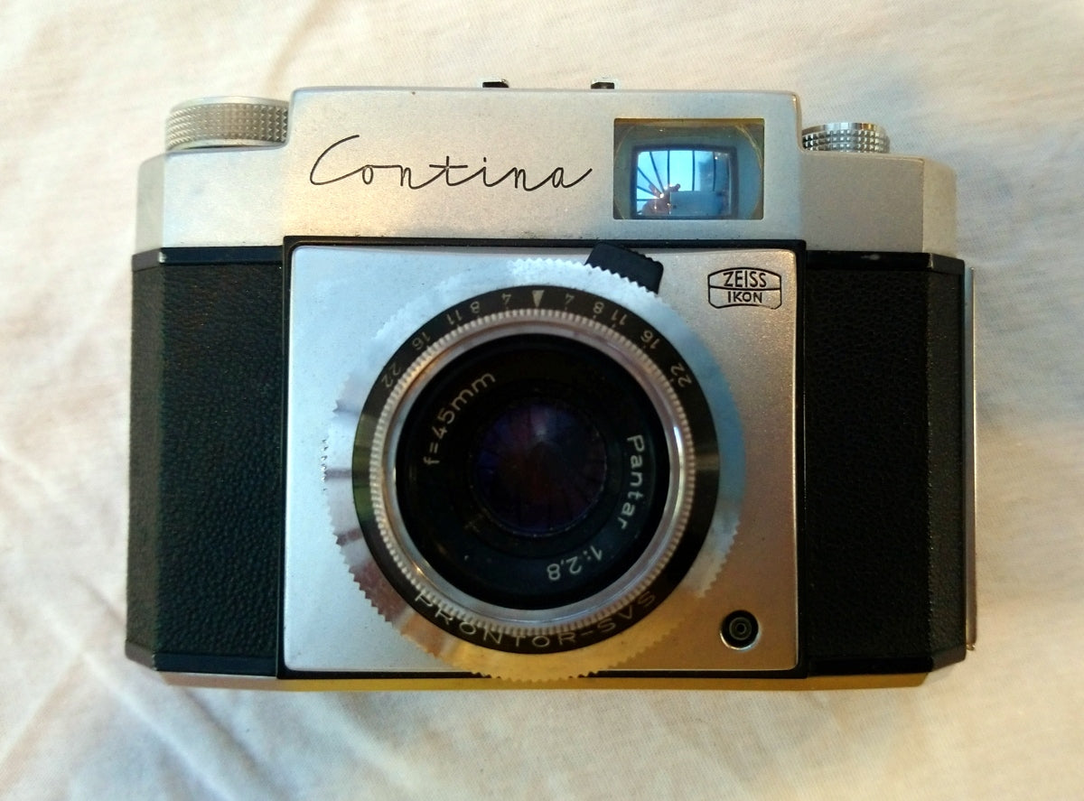 Zeiss Ikon Contina Camera. 1950s (ref nos088)
