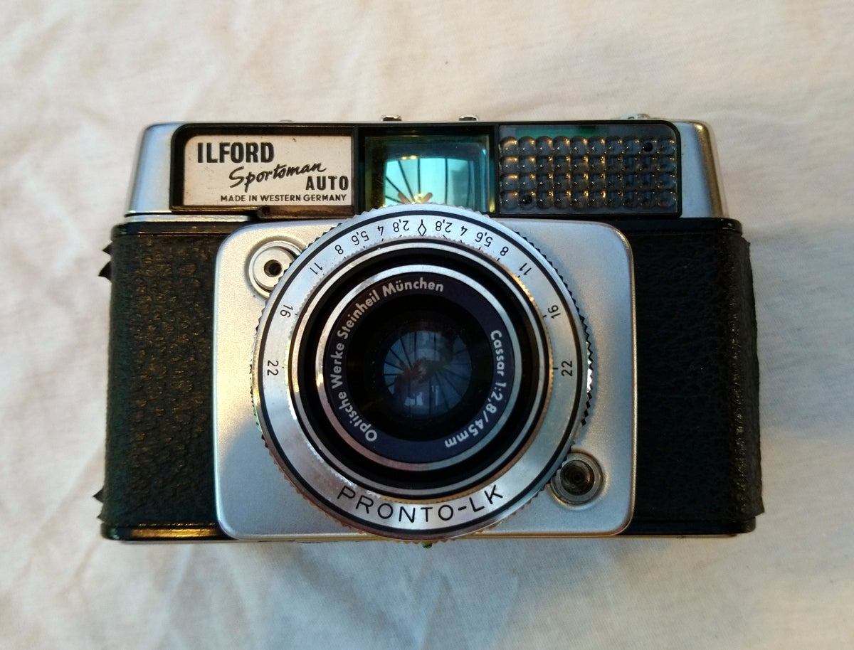 Ilford Sportsman Auto Camera 1950's (ref Nos156)