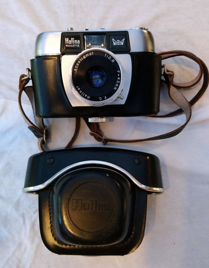 Halina Paulette Camera 1960's (ref Nos158)