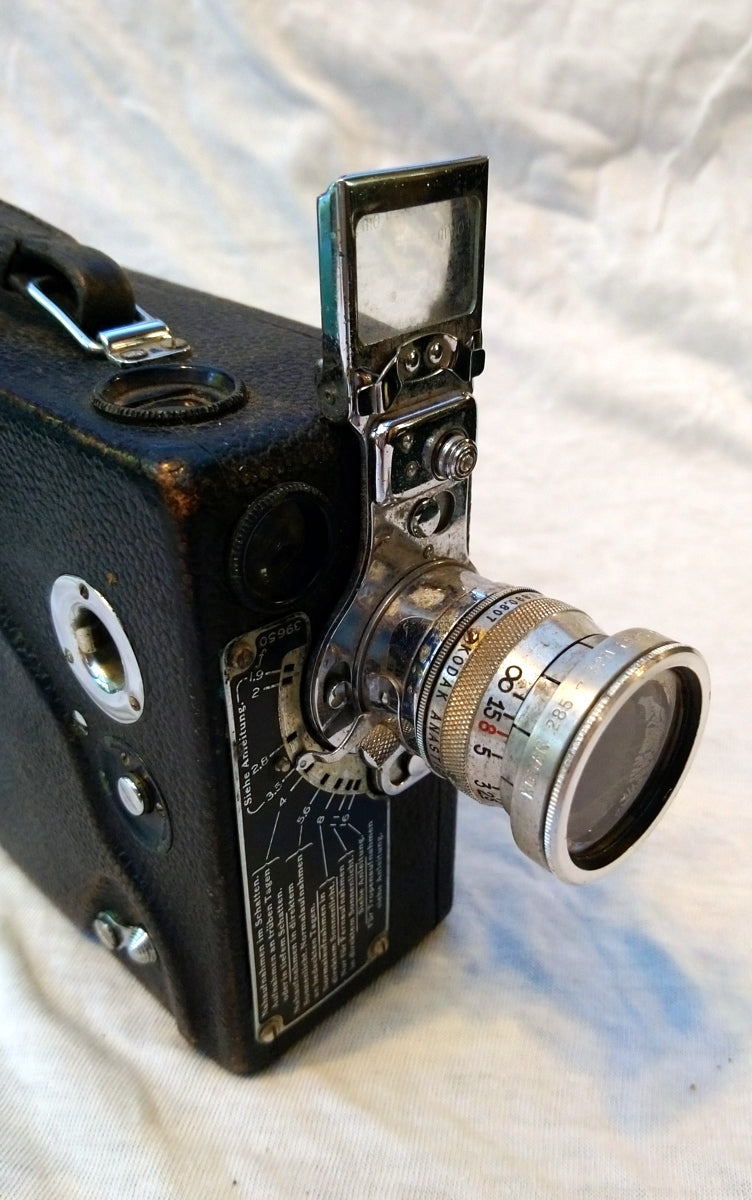 Kodak Model K Cine Camera 1930's with German Plate (ref Nos165)