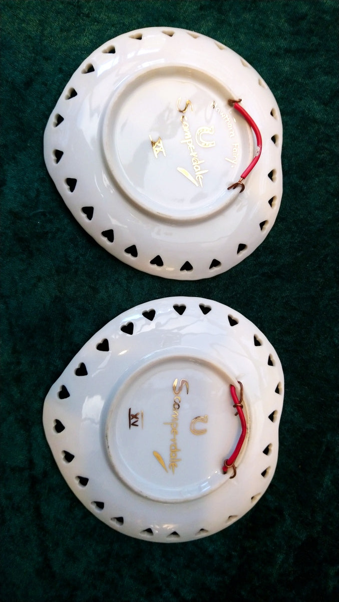 Pair of Scamperdale pot hearts, Hawthorne Fairy and XV. (ref Nos182)