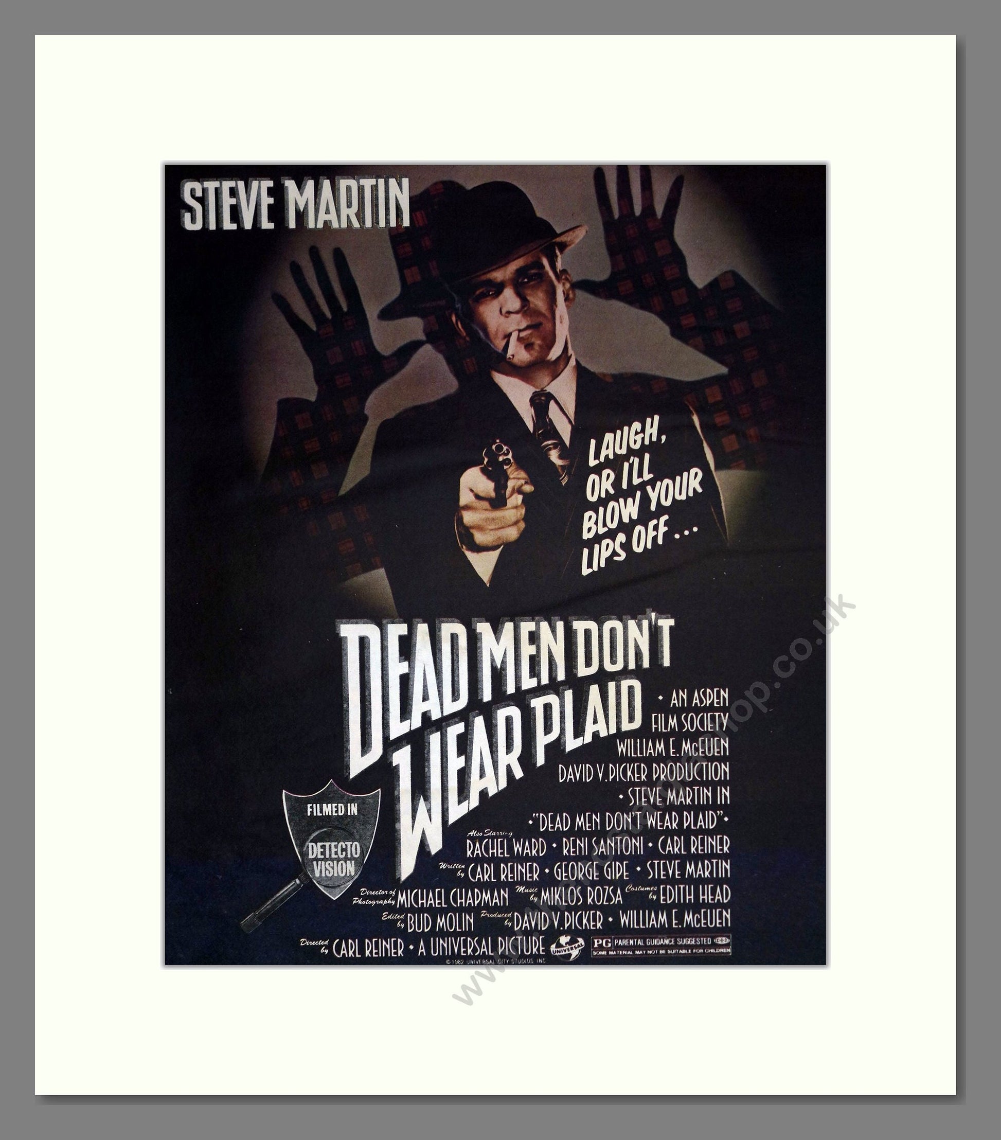 Dead Men Don't Wear Plaid - Steve Martin. Vintage Advert 1982 (ref AD302208)