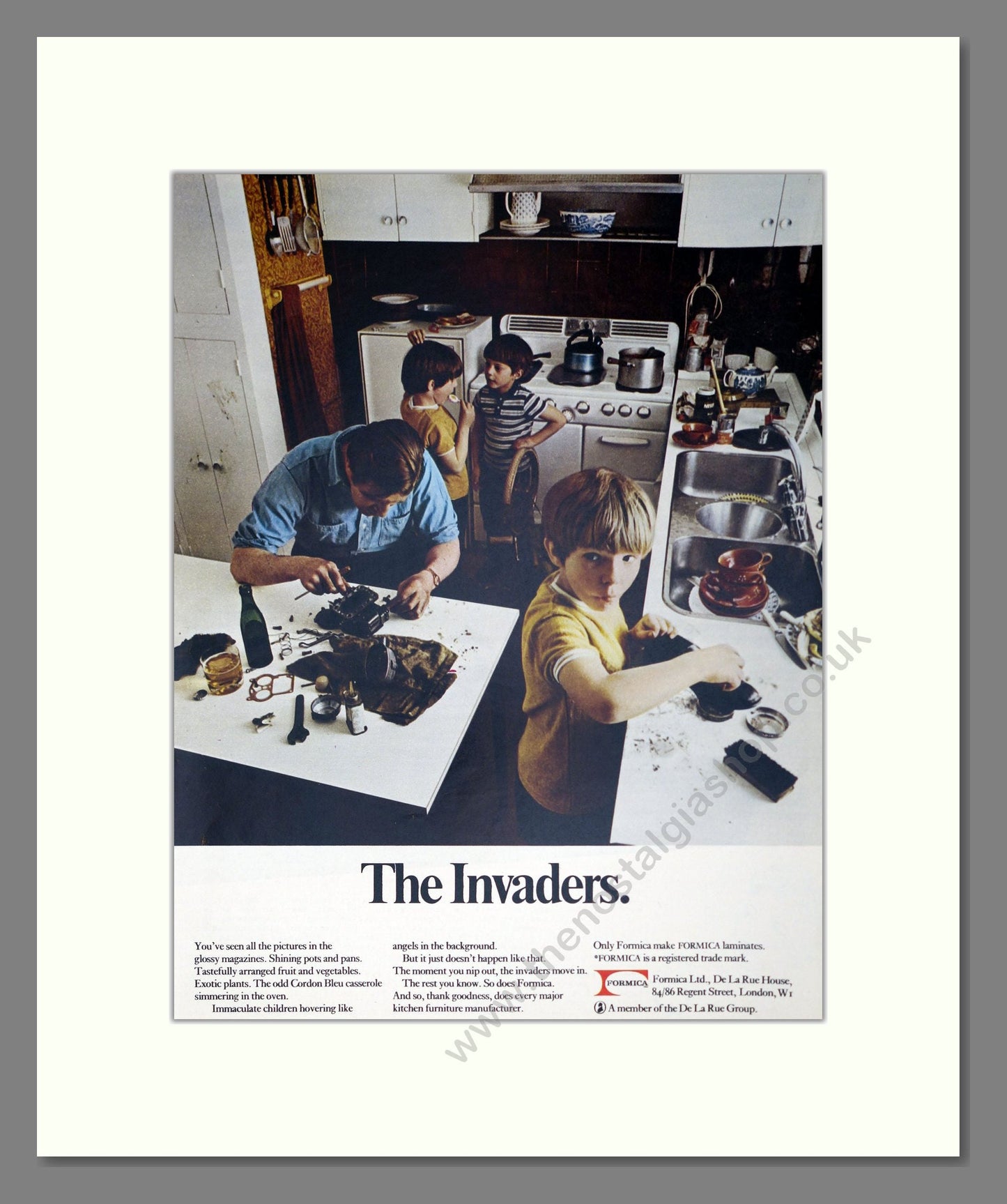 Formica - Surface Covering. Vintage Advert 1969 (ref AD302345)