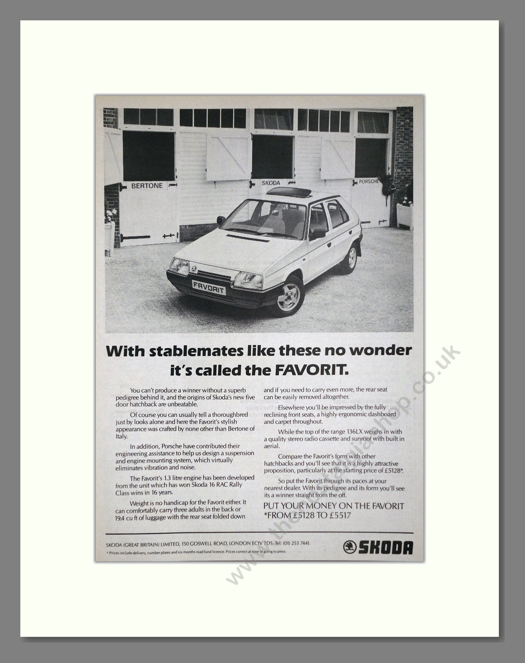 Skoda - Favorit. Vintage Advert 1990 (ref AD64046)