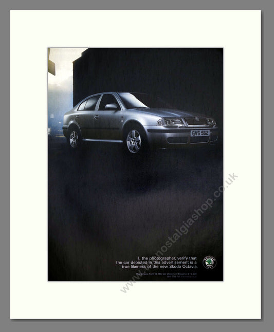 Skoda - Octavia. Vintage Advert 2001 (ref AD64052)