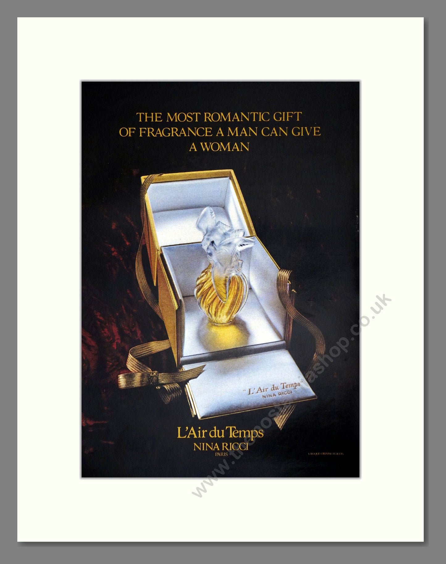 Nina Ricci - L'Air Du Temps. Vintage Advert 1977 (ref AD65485)