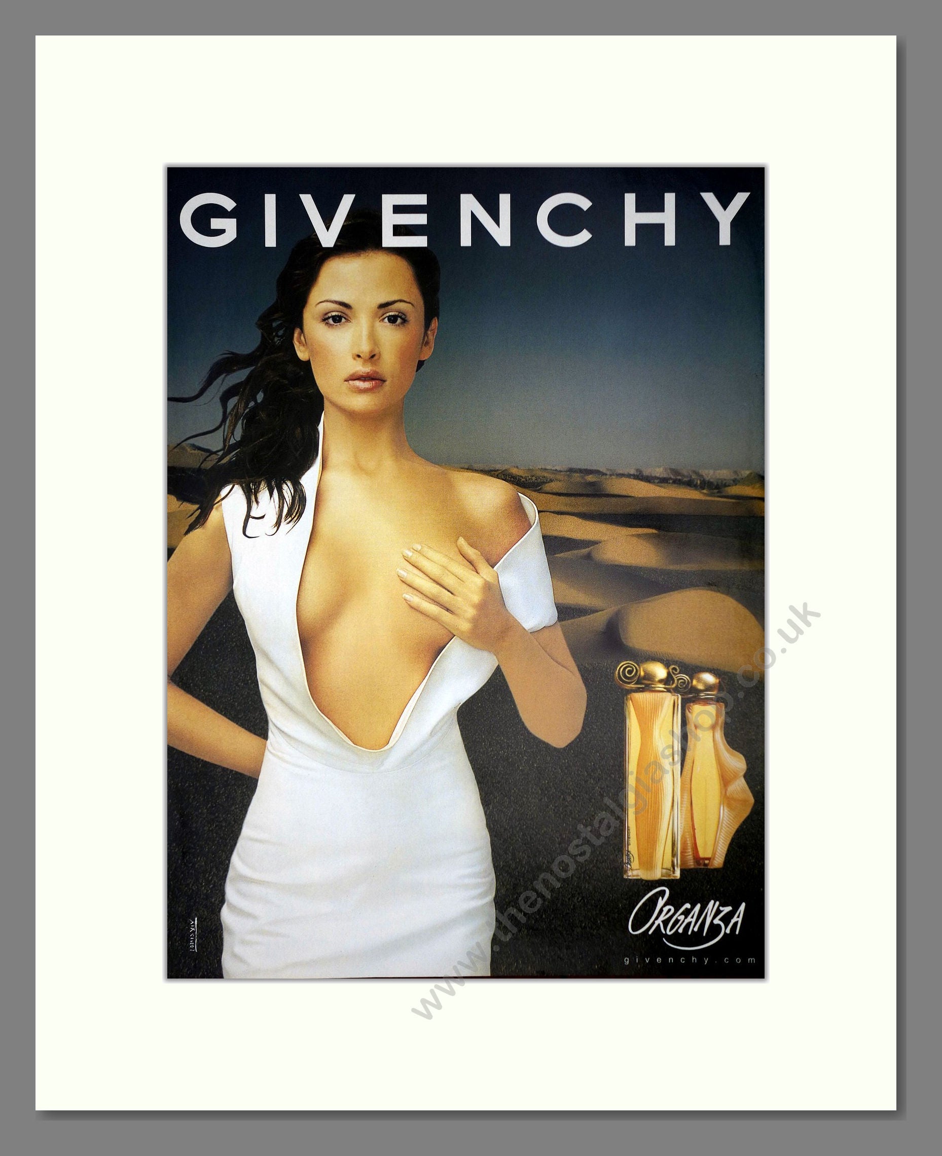Givenchy - Organza. Vintage Advert 2001 (ref AD66170)