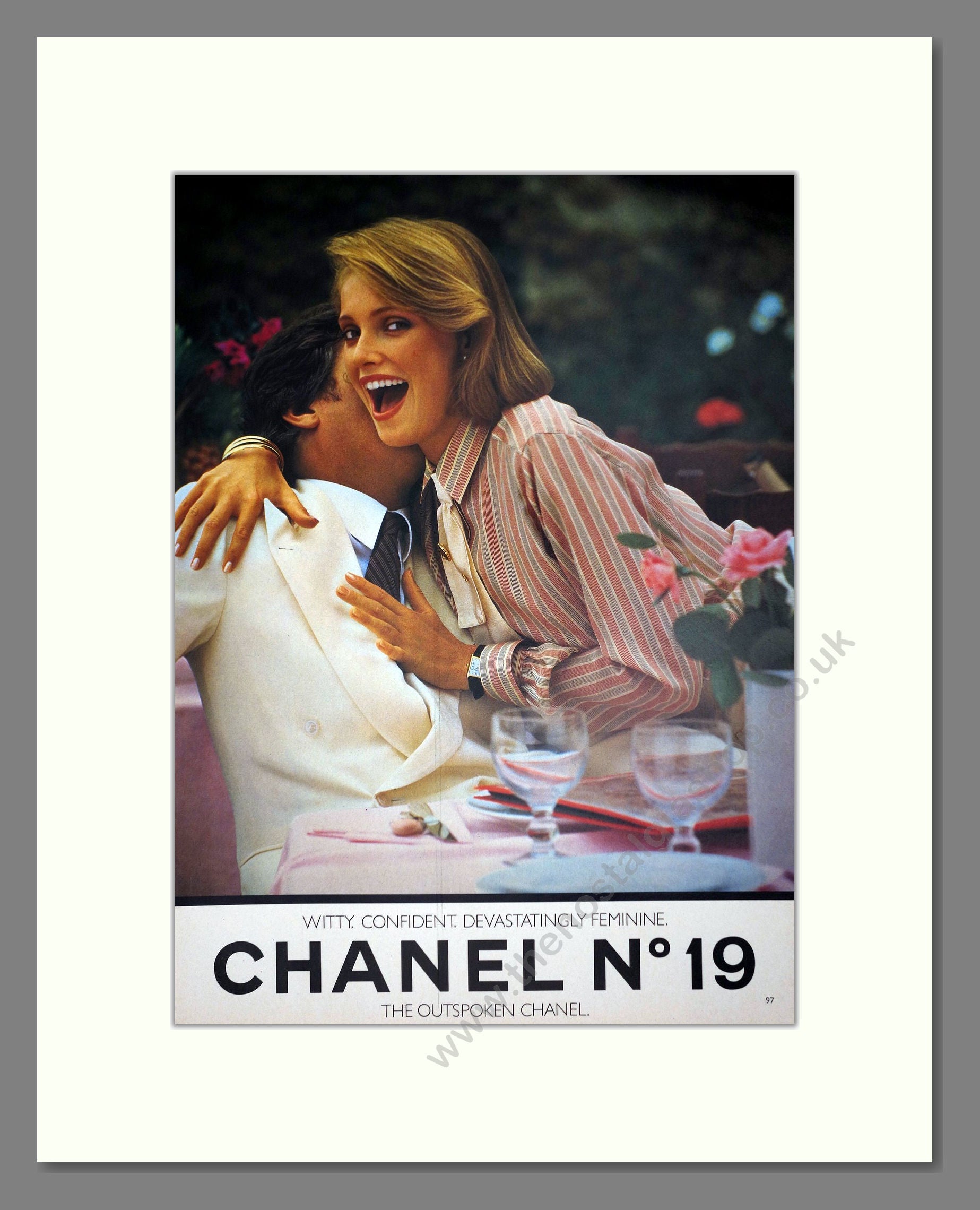 Chanel - No 19. Vintage Advert 1985 (ref AD66301)